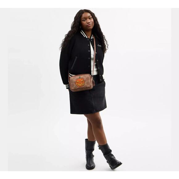 Coach Jamie Camera Bag In Signature Canvas With Halloween Print Pumpkin NWT 2025 - Picture 6 of 16